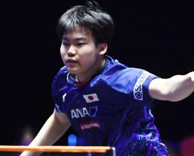 场上演绎其 场上演绎其